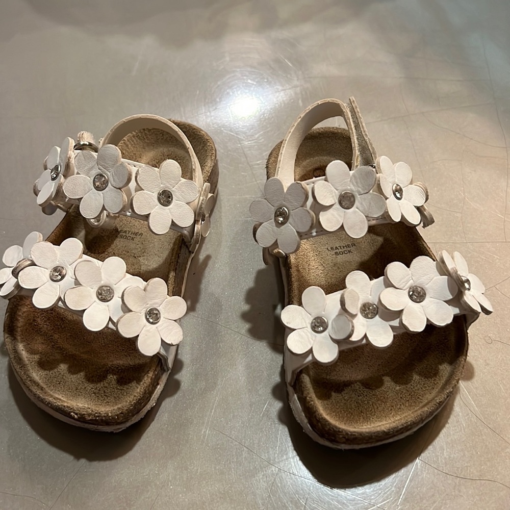 Girls Daisy Sandals